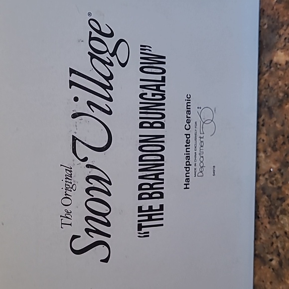 1997 Vintage Department 56 Snow Village The Brandon Bungalow #54918 W/Light - Picture 2 of 6